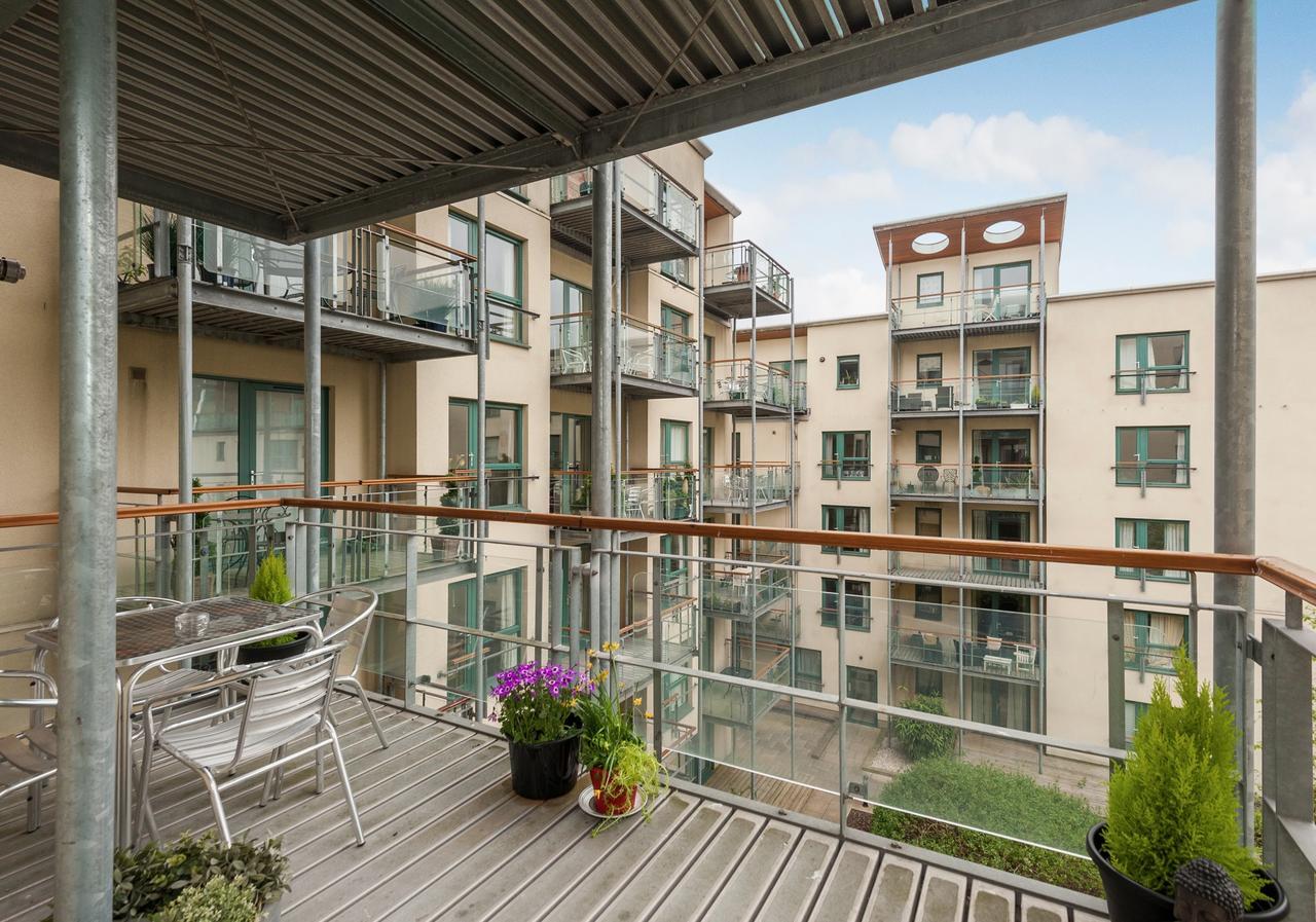 The Holyrood Road Residence エディンバラ エクステリア 写真