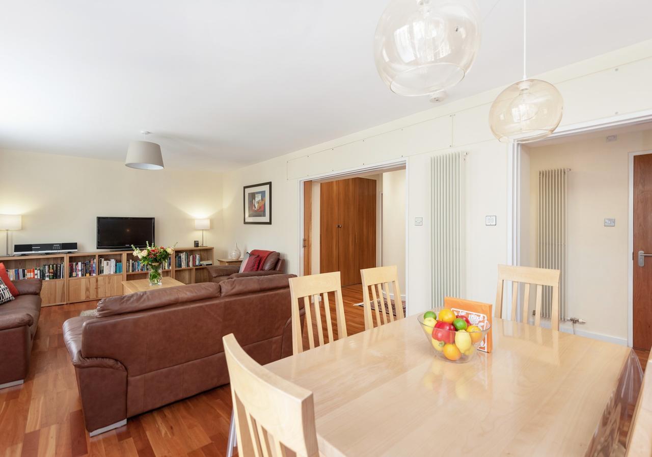 The Holyrood Road Residence エディンバラ エクステリア 写真