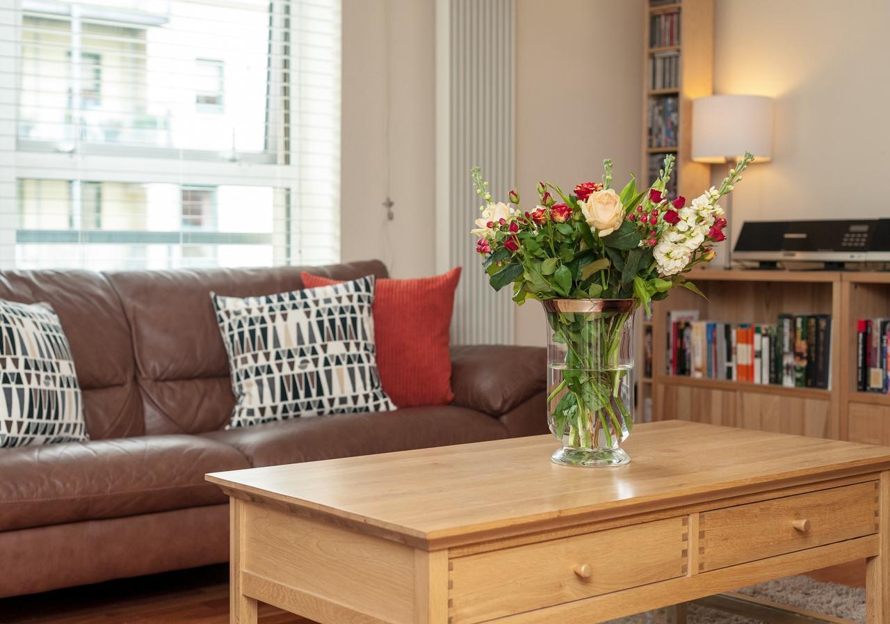 The Holyrood Road Residence エディンバラ エクステリア 写真