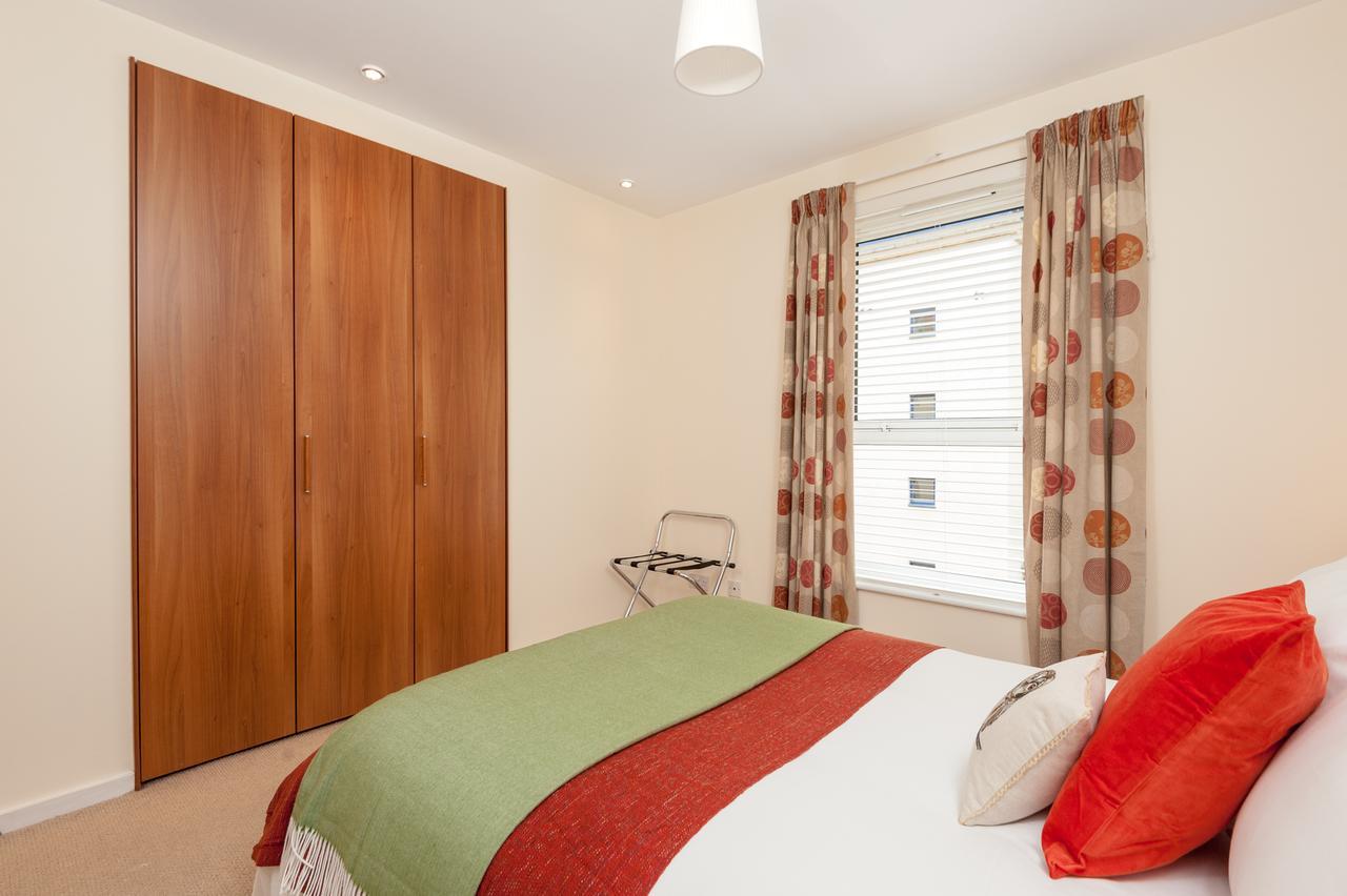 The Holyrood Road Residence エディンバラ 部屋 写真