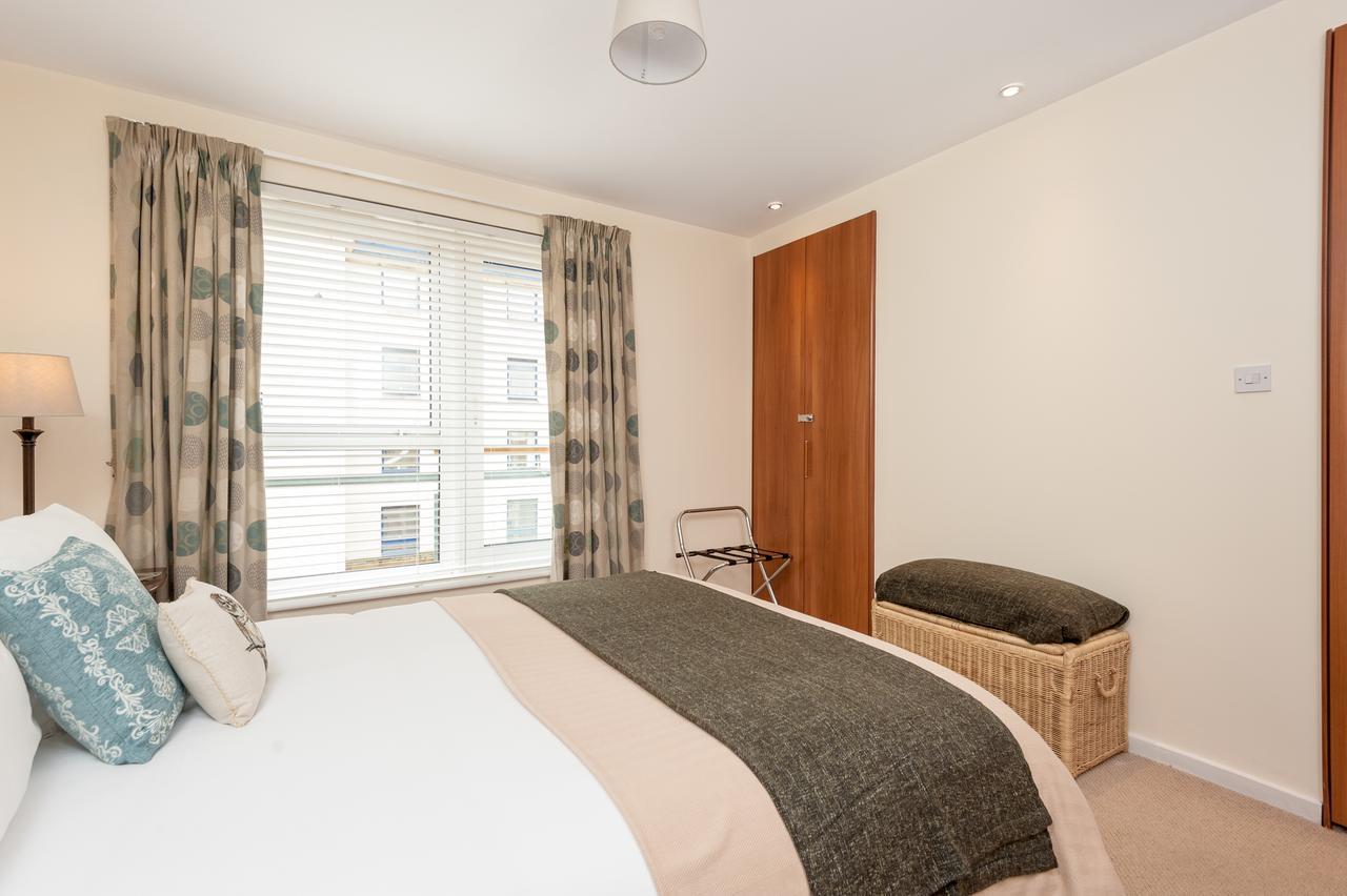 The Holyrood Road Residence エディンバラ 部屋 写真